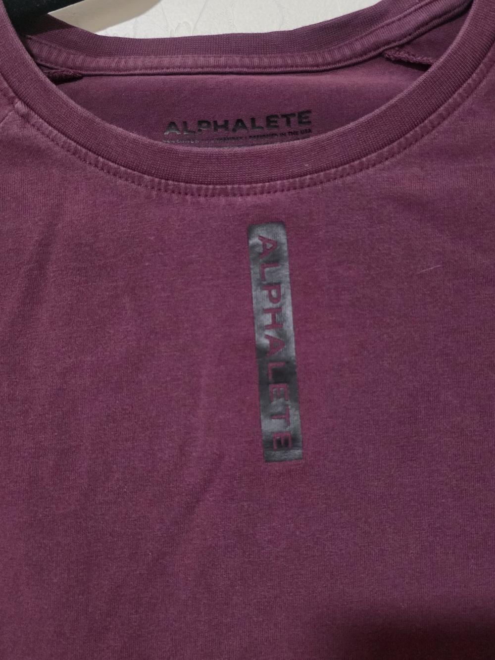 Alphalete Men's Crewneck T-Shirt in Burgundy Plum